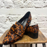 PHILLIP LIM 3.1
WILD CAT PRINT FLATS
SIZE 36.5/3.5UK