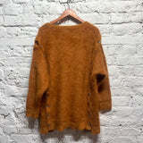 MARNI
CAMEL ANGORA V NECK KNIT WITH BUTTONS