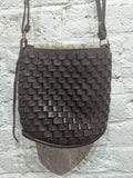 DEL VAUX
BROWN WOVEN LEATHER HANDBAG