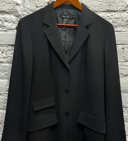 DKNY